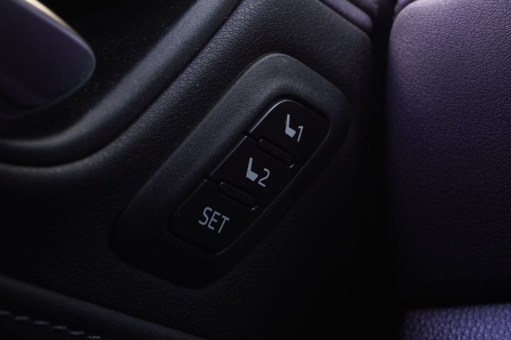 2022 Toyota VENZA HYBRID XLE|WIRELESS|NAVI|JBL|H/C SEATS|MEMORY SEATS in Ajax, Ontario at Lexus of Lakeridge - 3 - w1024h768px