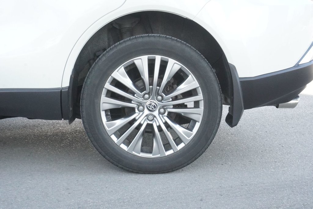 2022 Toyota Venza Hybrid XLE|JBL|H/V FRONT SEATS|WIRELESS|H/STEERING|NAVI in Ajax, Ontario at Lexus of Lakeridge - 14 - w1024h768px