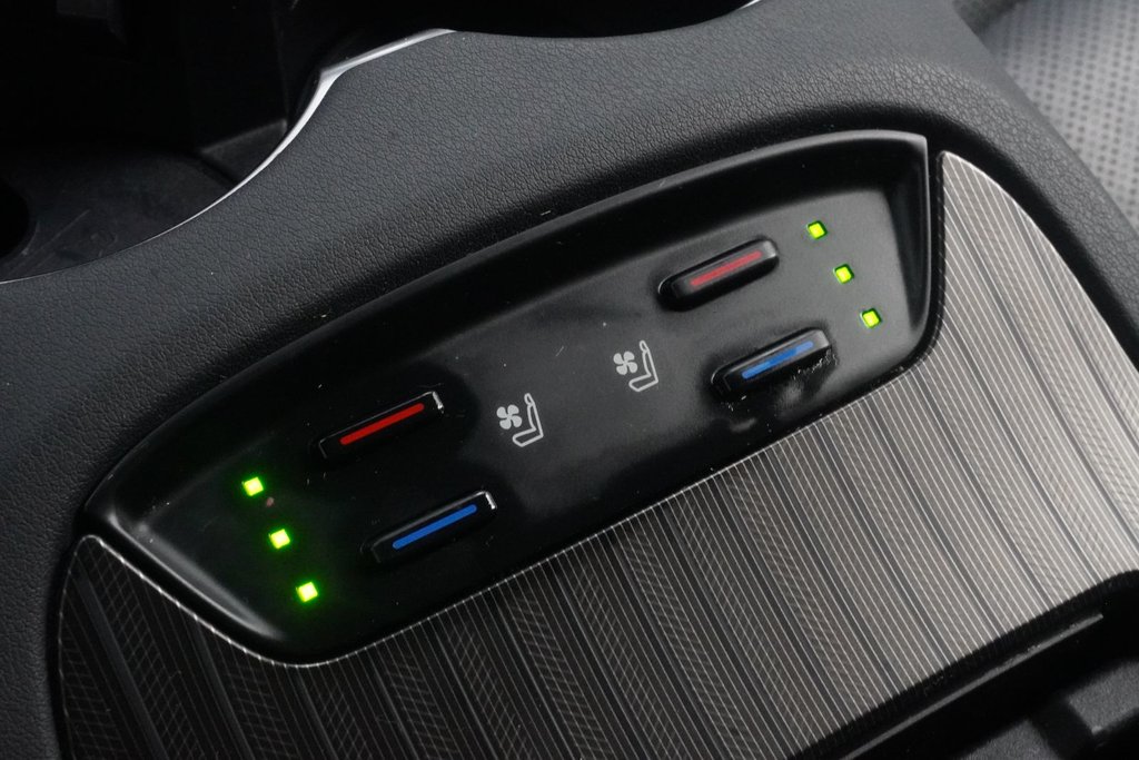 2022 Toyota VENZA HYBRID XLE|JBL|H/V FRONT SEATS|WIRELESS|H/STEERING|NAVI in Ajax, Ontario at Lexus of Lakeridge - 7 - w1024h768px