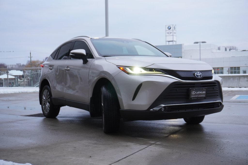 2024 Toyota VENZA HYBRID Venza XLE in Ajax, Ontario at Lexus of Lakeridge - 16 - w1024h768px