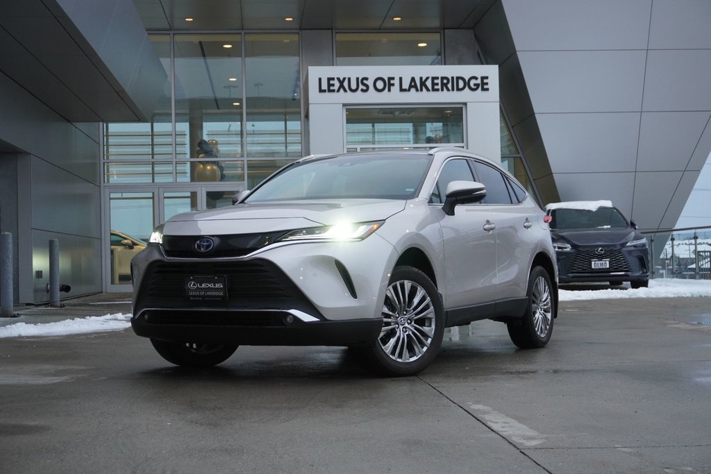 2024 Toyota VENZA HYBRID Venza XLE in Ajax, Ontario at Lexus of Lakeridge - 1 - w1024h768px