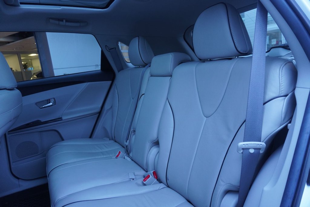 2013 Toyota Venza AWD TOURING|HEATED FRONT SEATS|NAVI|BACK UP CAMERA in Ajax, Ontario at Lexus of Lakeridge - 12 - w1024h768px