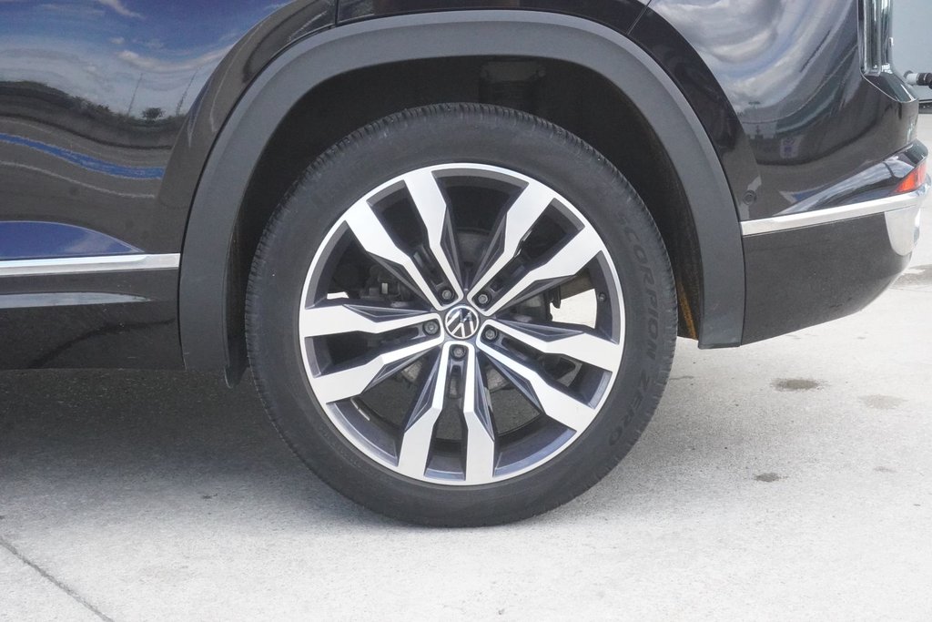 2021 Volkswagen Atlas Cross Sport EXECLINE 4MOTION|R-LINE|H/V FRONT SEATS|PANORAMIC in Ajax, Ontario at Lexus of Lakeridge - 14 - w1024h768px