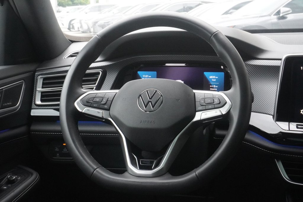 2026 Volkswagen ATLAS CROSS SPORT EXECLINE 4MOTION|HARMAN/KARDON|H/V FRONT SEATS|PANORAMIC in Ajax, Ontario at Lexus of Lakeridge - 14 - w1024h768px