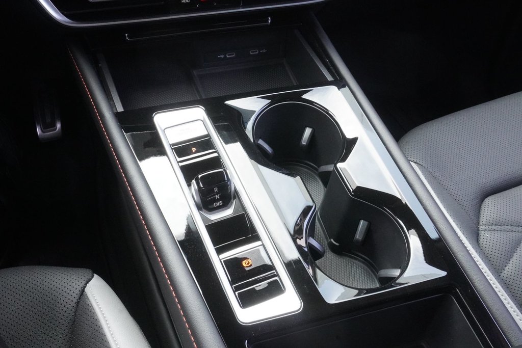 2024 Volkswagen Atlas PEAK EDITION 4MOTION|H/V FRONT SEATS|CARPLAY in Ajax, Ontario at Lexus of Lakeridge - 6 - w1024h768px
