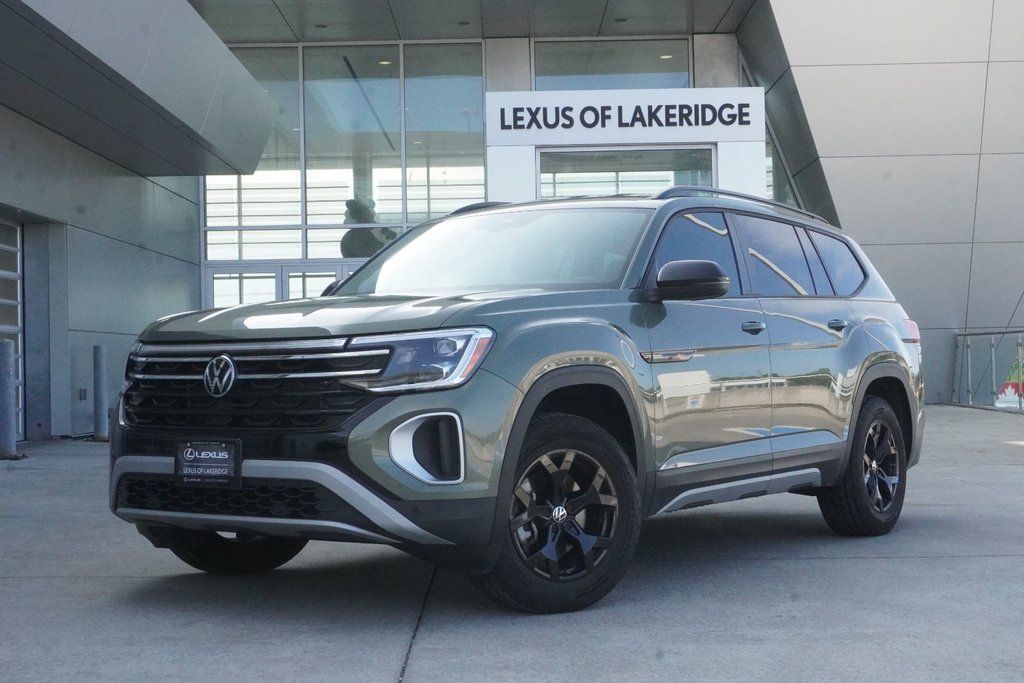 2024 Volkswagen Atlas PEAK EDITION 4MOTION|H/V FRONT SEATS|CARPLAY in Ajax, Ontario at Lexus of Lakeridge - 16 - w1024h768px