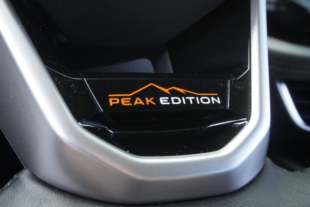 2024 Volkswagen Atlas PEAK EDITION 4MOTION|H/V FRONT SEATS|CARPLAY in Ajax, Ontario at Lexus of Lakeridge - 7 - w1024h768px