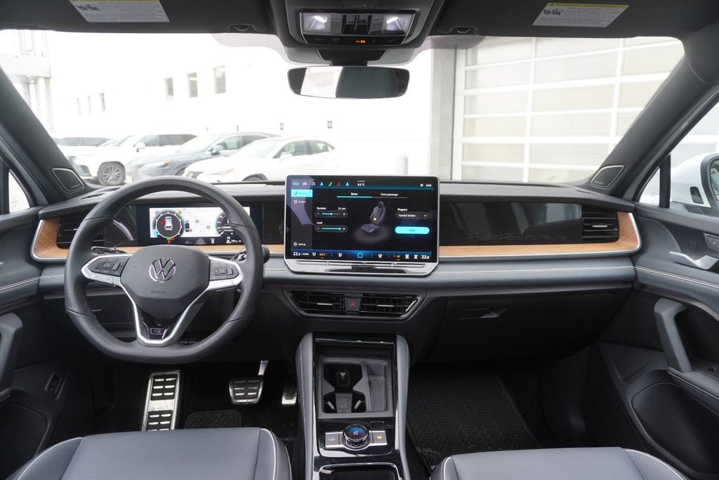 2025 Volkswagen Tiguan HIGHLINE R-LINE|NAVI|PANORAMIC|H/V FRONT SEATS in Ajax, Ontario at Lexus of Lakeridge - 15 - w1024h768px