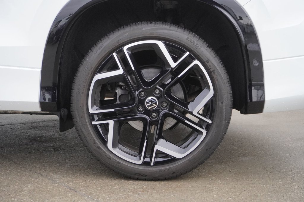 2025 Volkswagen Tiguan HIGHLINE R-LINE|NAVI|PANORAMIC|H/V FRONT SEATS in Ajax, Ontario at Lexus of Lakeridge - 19 - w1024h768px