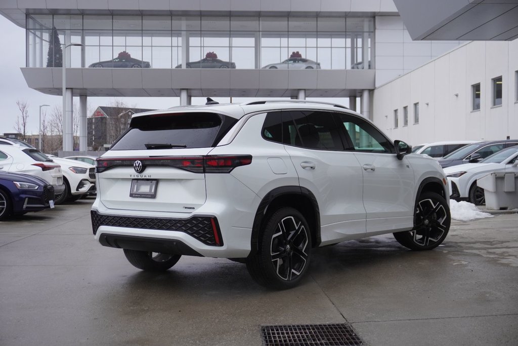 2025 Volkswagen Tiguan HIGHLINE R-LINE|NAVI|PANORAMIC|H/V FRONT SEATS in Ajax, Ontario at Lexus of Lakeridge - 22 - w1024h768px