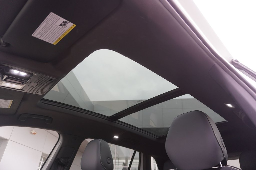 2025 Volkswagen Tiguan HIGHLINE R-LINE|NAVI|PANORAMIC|H/V FRONT SEATS in Ajax, Ontario at Lexus of Lakeridge - 10 - w1024h768px