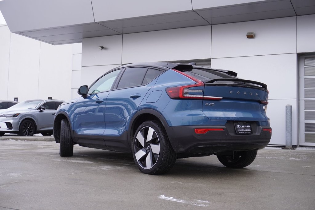 2022 Volvo C40 RECHARGE ULTIMATE TWIN|HARMAN/KARDON|12.3 DISPLAY in Ajax, Ontario at Lakeridge Auto Gallery - 22 - w1024h768px