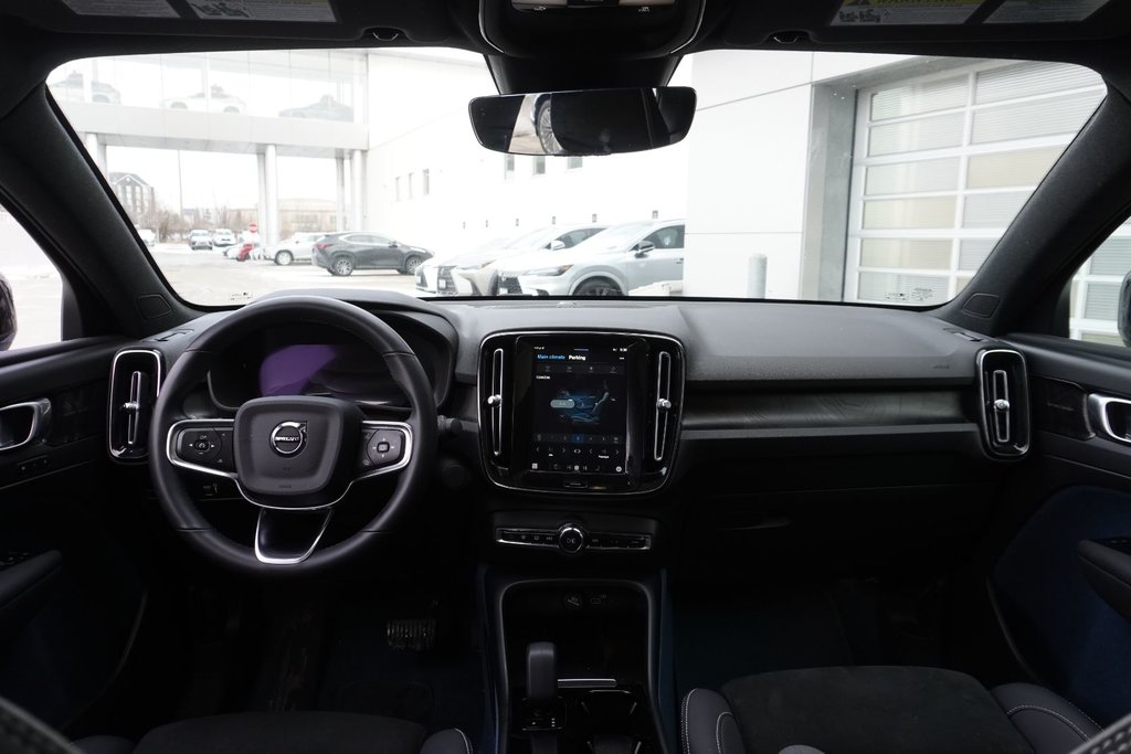 2022 Volvo C40 RECHARGE ULTIMATE TWIN|HARMAN/KARDON|12.3 DISPLAY in Ajax, Ontario at Lakeridge Auto Gallery - 15 - w1024h768px