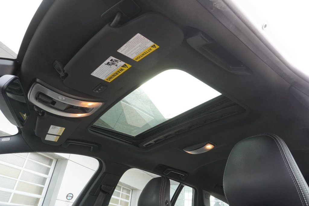 2015 Volvo V60 T6 AWD PREMIER PLUS|MOONROOF|HEATED FRONT SEATS in Ajax, Ontario at Lexus of Lakeridge - 8 - w1024h768px