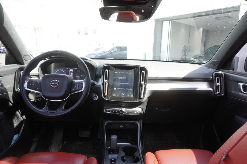 2020 Volvo XC40 T5 AWD MOMEMNTUM|NAVI|PANORAMIC|H/STEERING|CARPLAY in Ajax, Ontario at Lexus of Lakeridge - 13 - w1024h768px