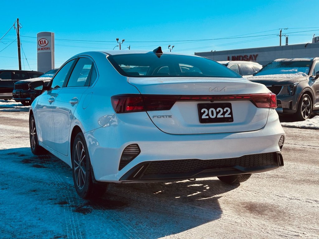 Kia Forte EX 2022-1