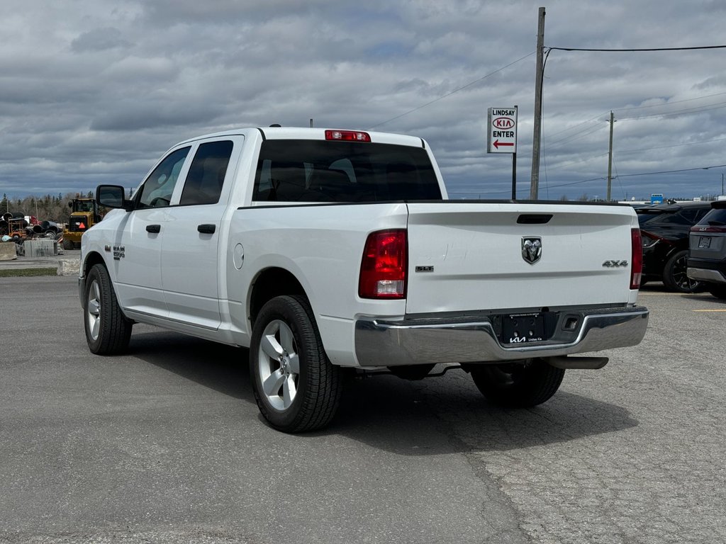 2022 Ram 1500 Classic SLT 4x4 Crew Cab 5'7 Box-1