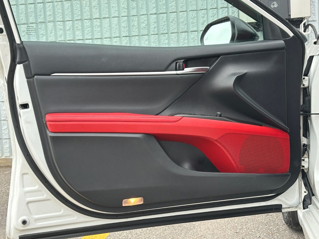 Toyota Camry XSE 2022-6