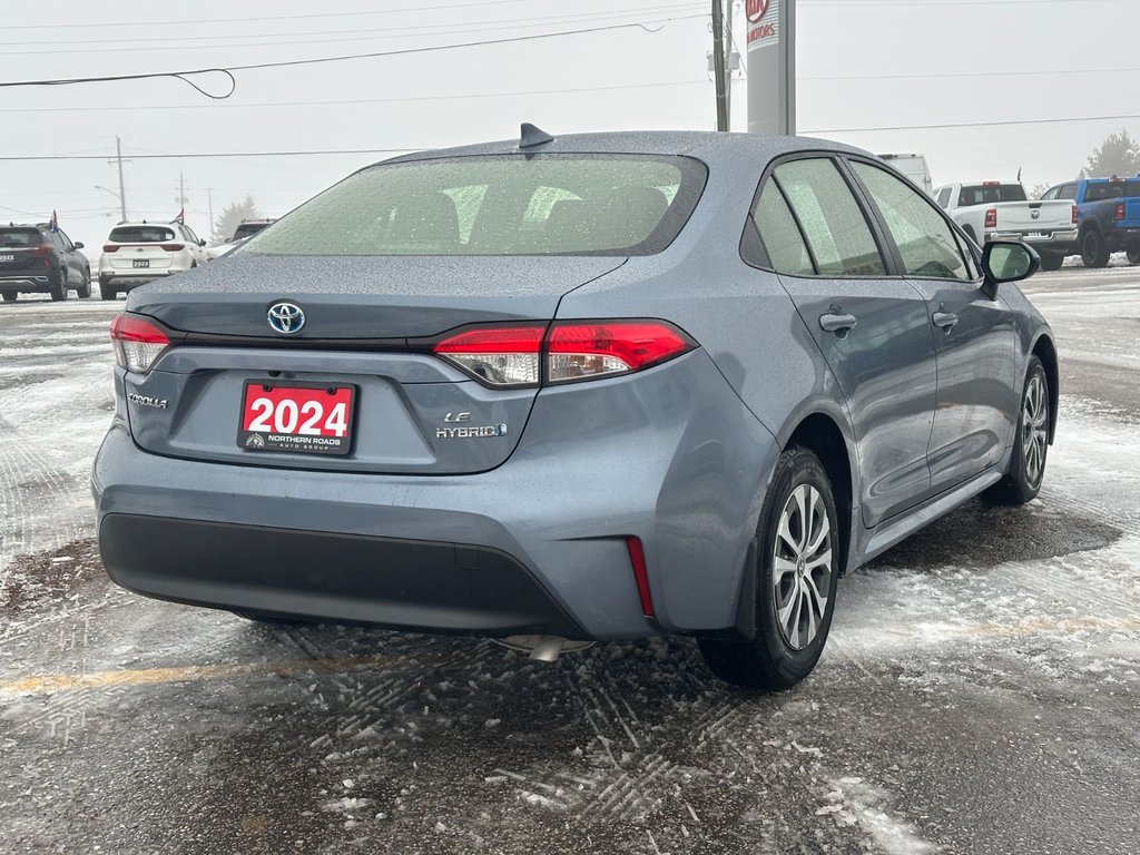 Toyota Corolla Hybrid LE 2024-2