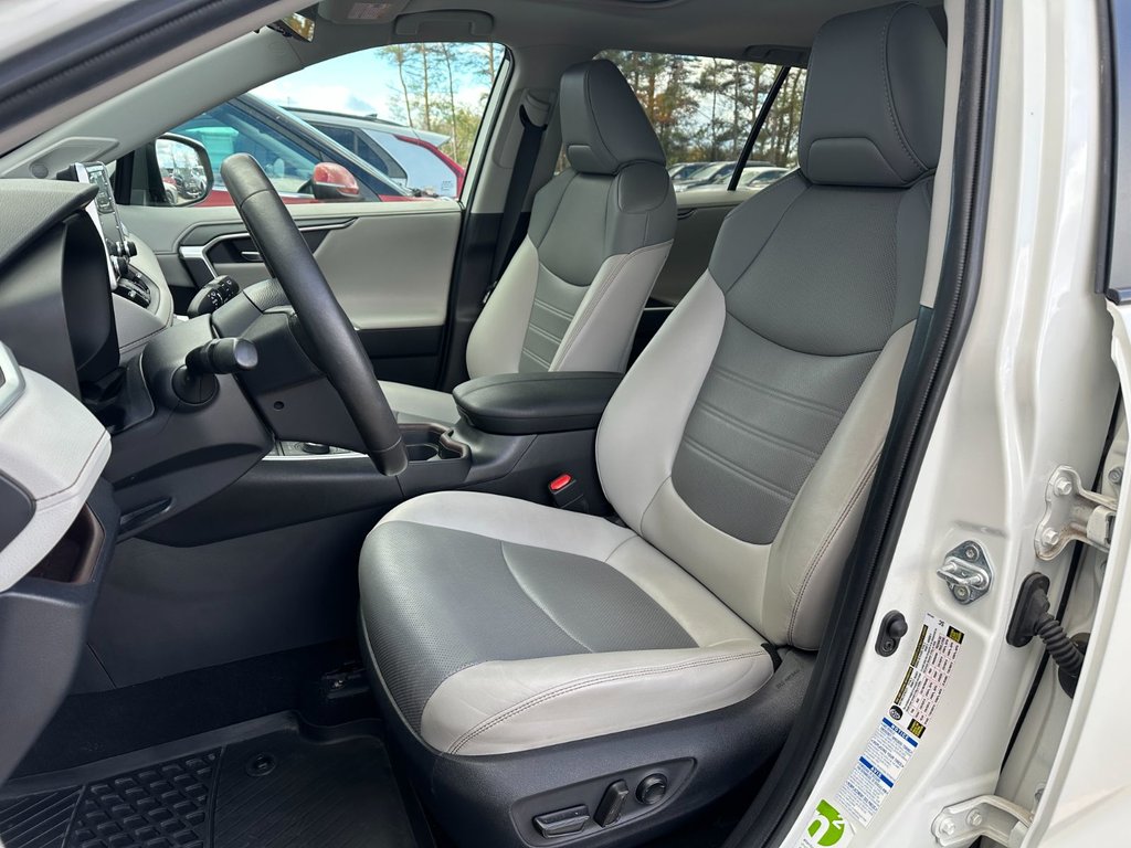 2020 Toyota RAV4 Limited-7