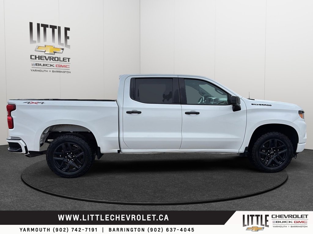 Chevrolet Silverado 1500  2022 à Yarmouth, Nouvelle-Écosse - 3 - w1024h768px