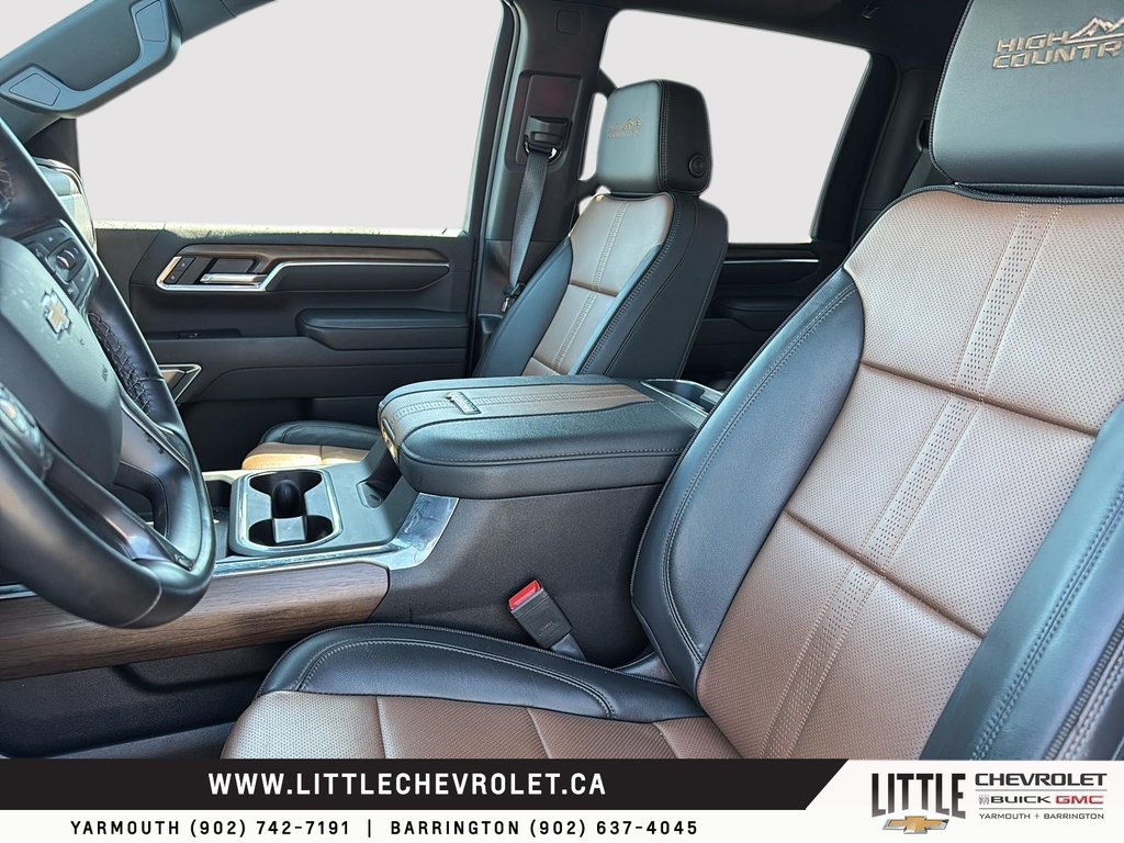 2025 Chevrolet Silverado 2500HD in Yarmouth, Nova Scotia - 8 - w1024h768px