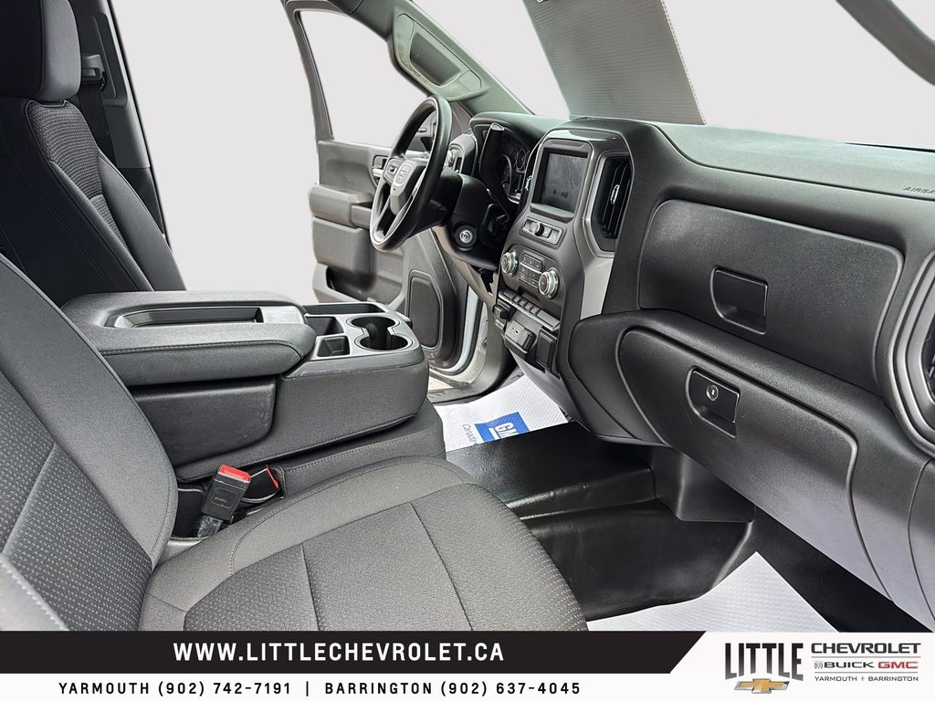 2023 GMC Sierra 2500HD in Yarmouth, Nova Scotia - 12 - w1024h768px
