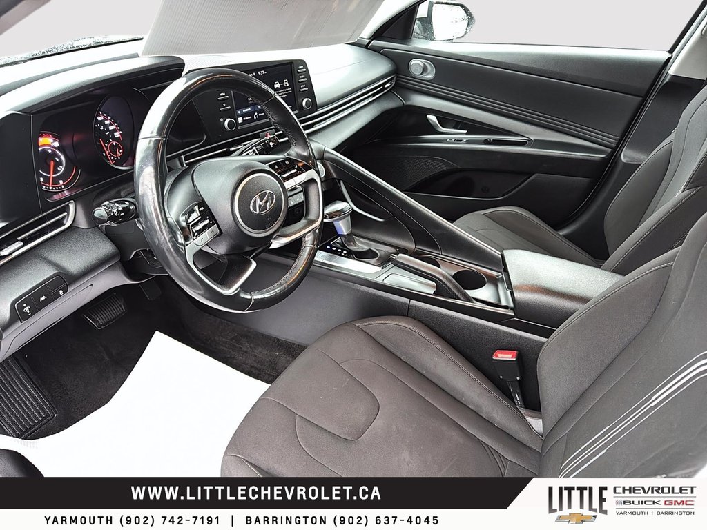 Hyundai Elantra  2022 à Yarmouth, Nouvelle-Écosse - 9 - w1024h768px