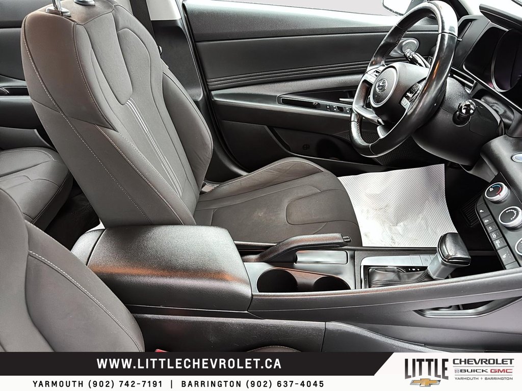 Hyundai Elantra  2022 à Yarmouth, Nouvelle-Écosse - 18 - w1024h768px