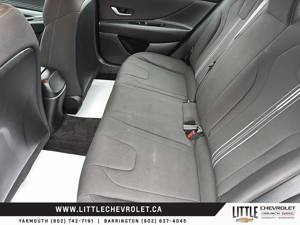 Hyundai Elantra  2022 à Yarmouth, Nouvelle-Écosse - 14 - w1024h768px