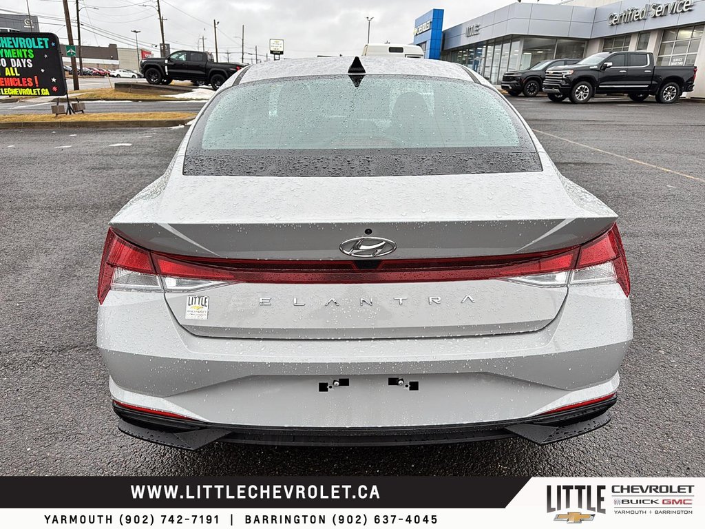 Hyundai Elantra  2022 à Yarmouth, Nouvelle-Écosse - 16 - w1024h768px