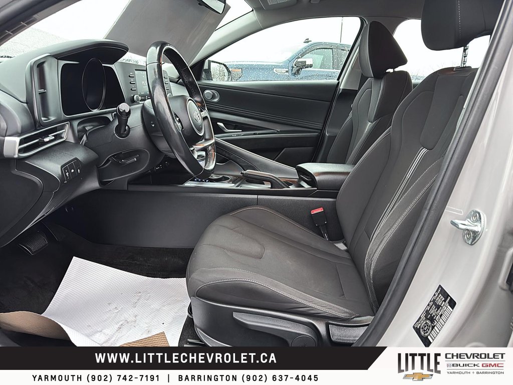 Hyundai Elantra  2022 à Yarmouth, Nouvelle-Écosse - 8 - w1024h768px