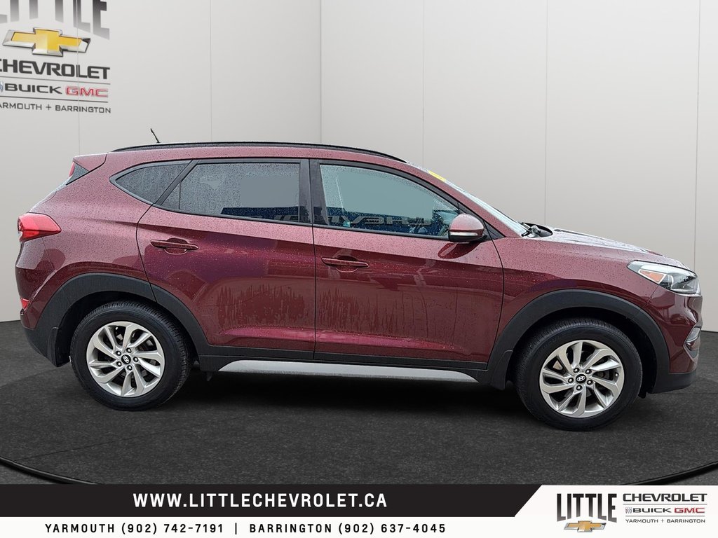 2017 Hyundai Tucson in Yarmouth, Nova Scotia - 4 - w1024h768px