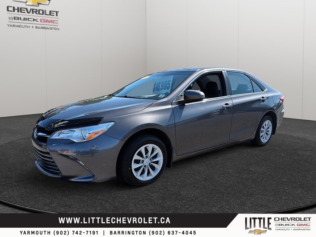 2017 Toyota Camry in Yarmouth, Nova Scotia - 1 - w1024h768px
