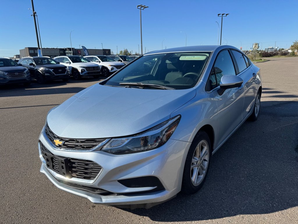 2017  Cruze LT in Lloydminster, Saskatchewan - 3 - w1024h768px