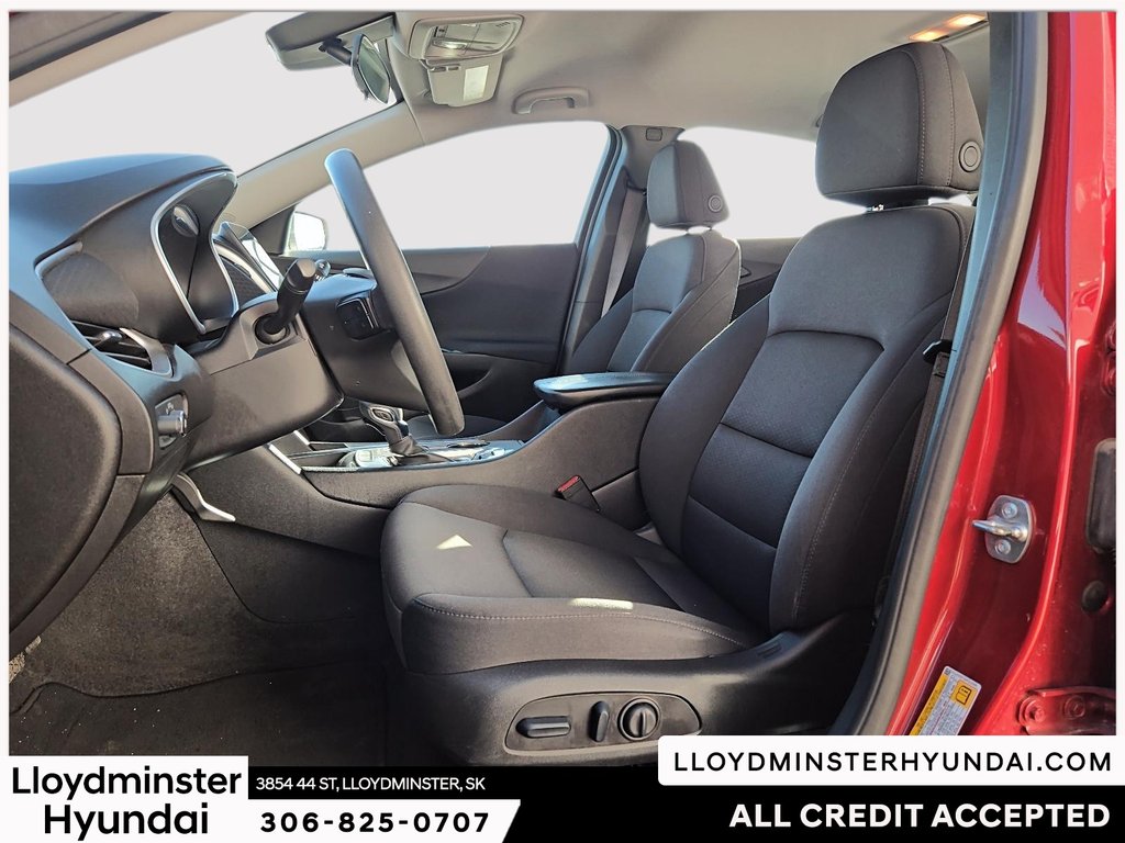 2024 Chevrolet Malibu LT in Lloydminster, Saskatchewan - 12 - w1024h768px