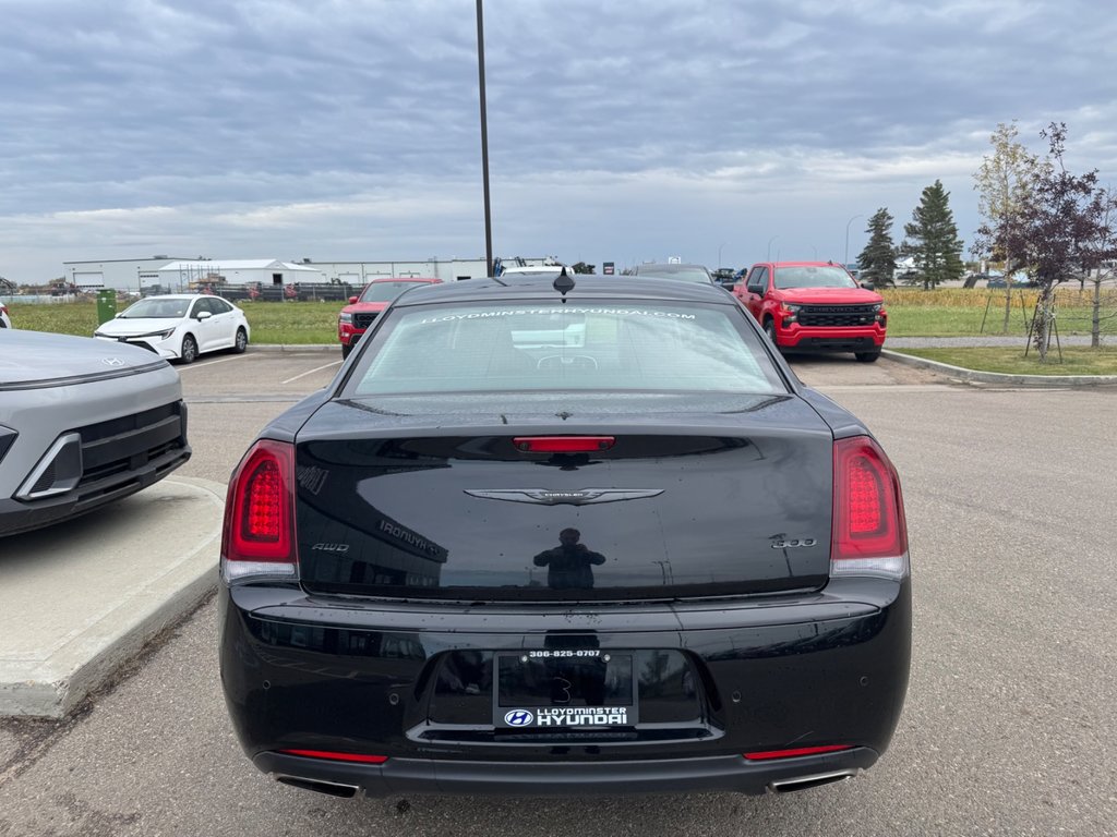 2022  300 Touring L in Lloydminster, Saskatchewan - 6 - w1024h768px