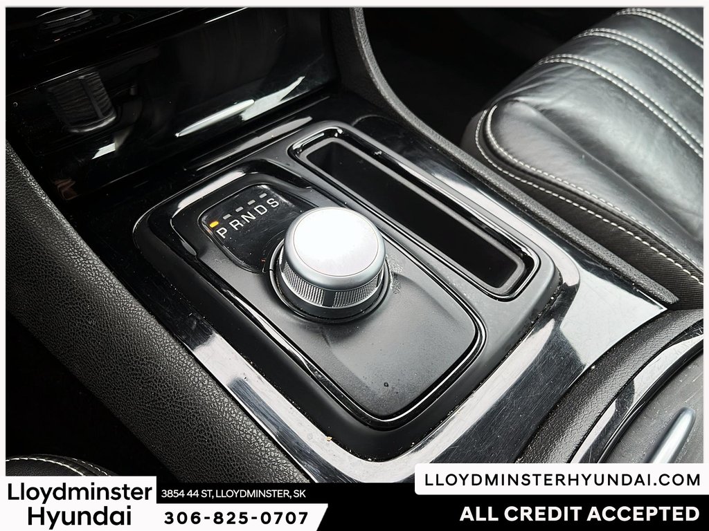2022 Chrysler 300 S in Lloydminster, Saskatchewan - 17 - w1024h768px