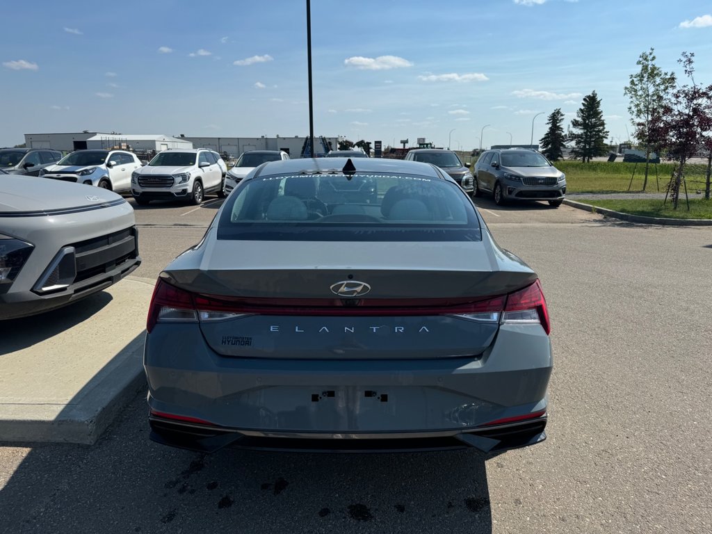 2022  Elantra Ultimate Tech in Lloydminster, Saskatchewan - 6 - w1024h768px