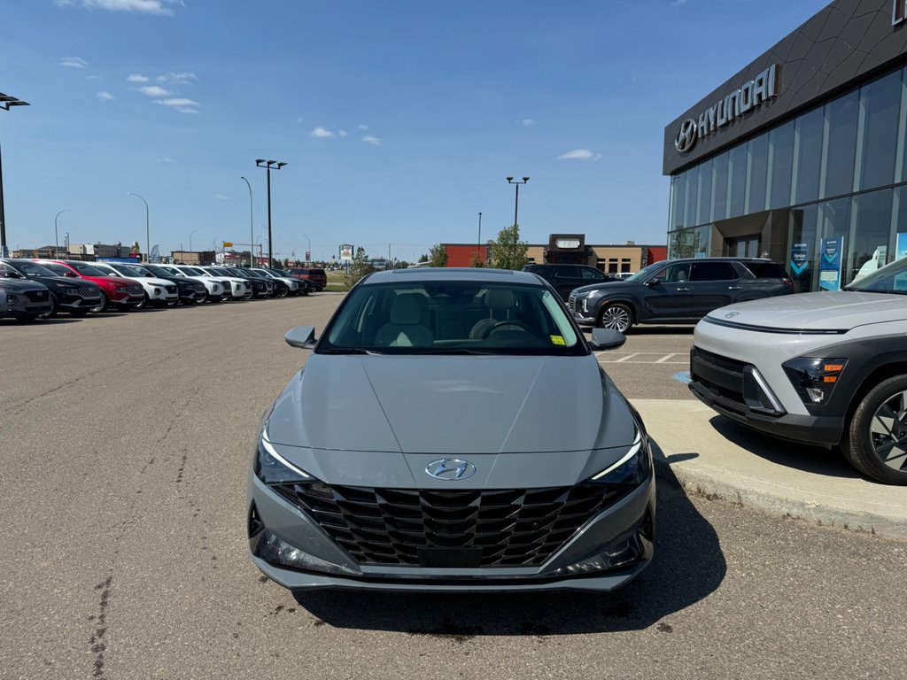 2022  Elantra Ultimate Tech in Lloydminster, Saskatchewan - 2 - w1024h768px