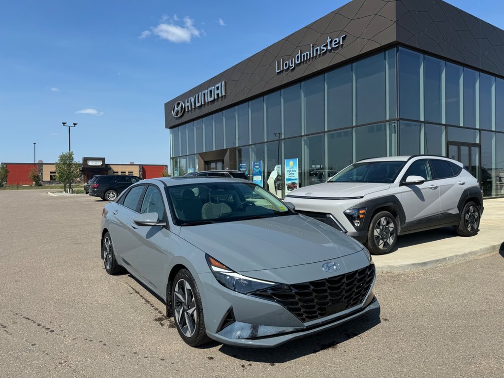 2022  Elantra Ultimate Tech in Lloydminster, Saskatchewan - 1 - w1024h768px