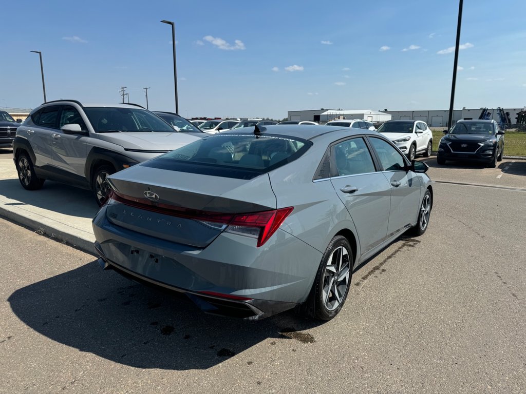 2022  Elantra Ultimate Tech in Lloydminster, Saskatchewan - 7 - w1024h768px