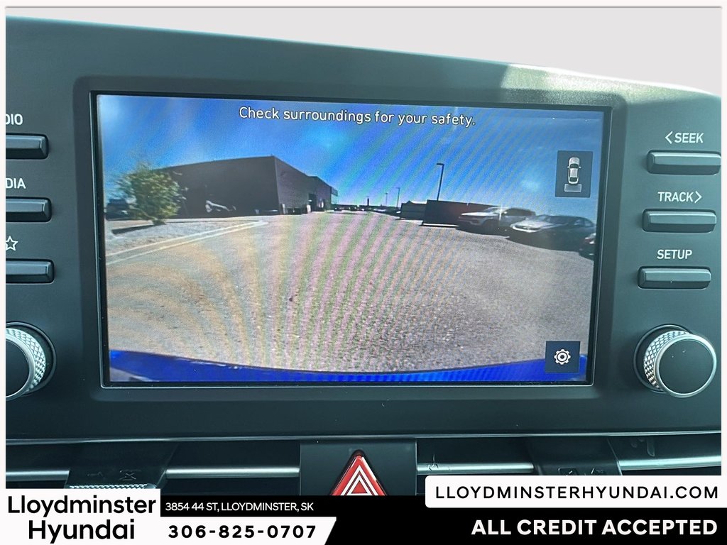 2023 Hyundai Elantra Preferred in Lloydminster, Saskatchewan - 18 - w1024h768px