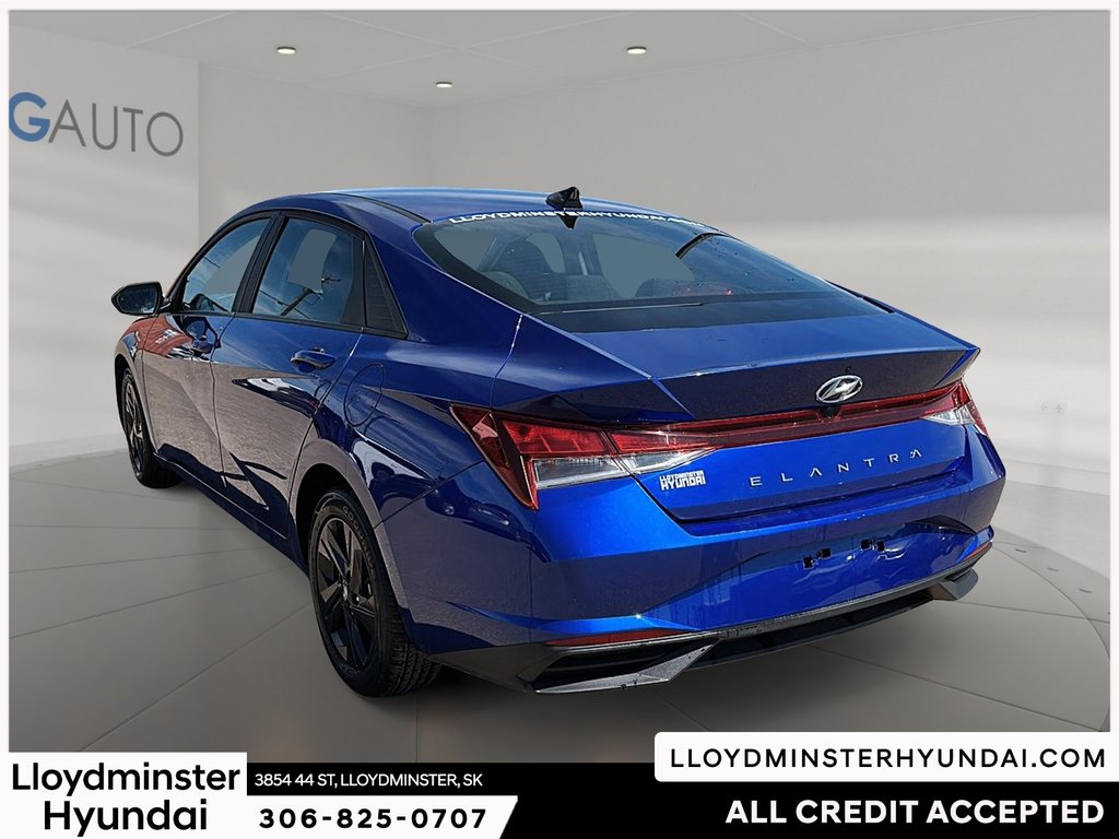 2023 Hyundai Elantra Preferred in Lloydminster, Saskatchewan - 7 - w1024h768px
