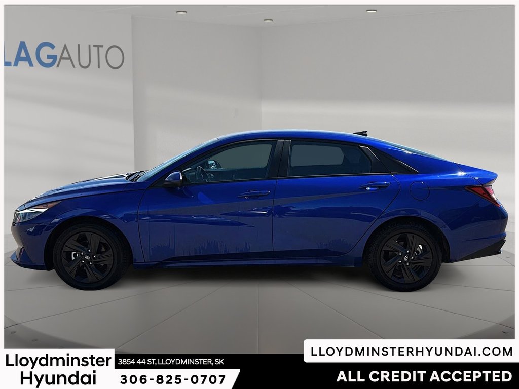 2023 Hyundai Elantra Preferred in Lloydminster, Saskatchewan - 8 - w1024h768px
