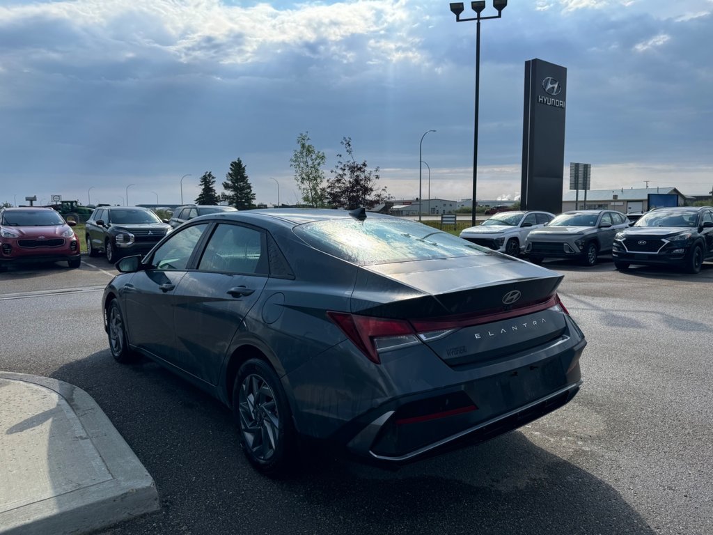 2024  Elantra Preferred in Lloydminster, Saskatchewan - 5 - w1024h768px