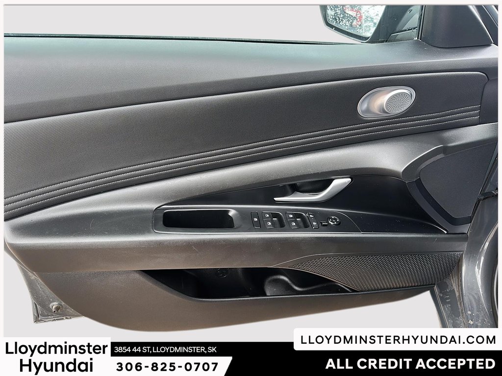 2024 Hyundai Elantra Preferred in Lloydminster, Saskatchewan - 13 - w1024h768px