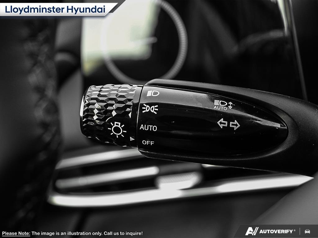 2025 Hyundai Elantra Luxury in Lloydminster, Saskatchewan - 25 - w1024h768px