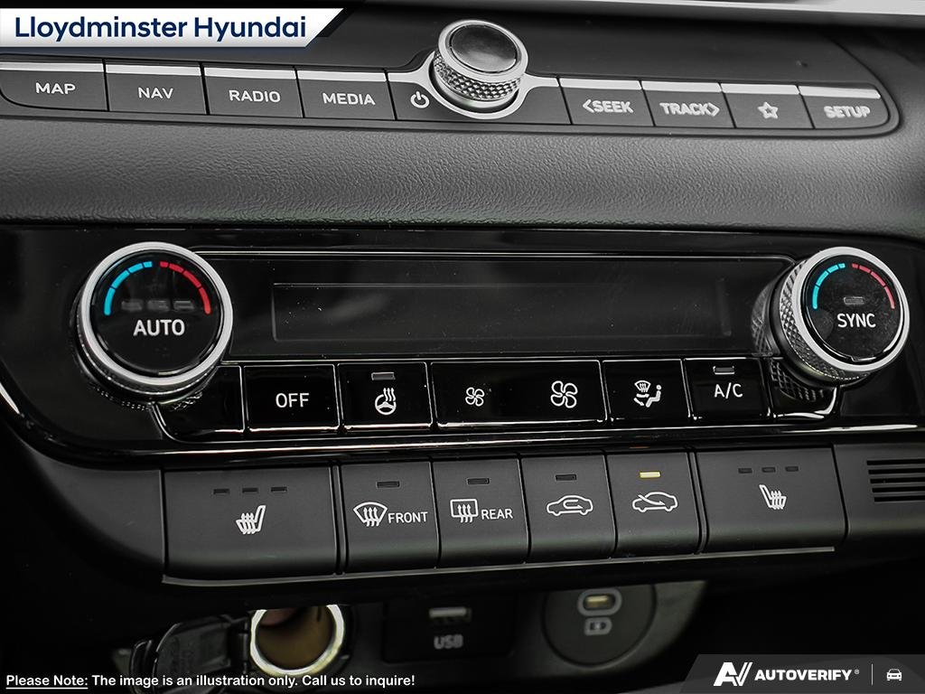 2025 Hyundai Elantra Luxury in Lloydminster, Saskatchewan - 24 - w1024h768px