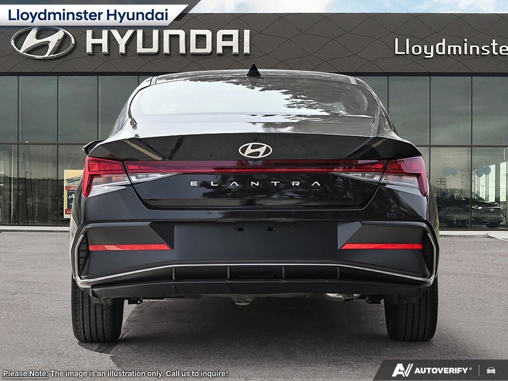 2025 Hyundai Elantra Luxury in Lloydminster, Saskatchewan - 5 - w1024h768px